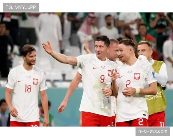 加拉塔萨雷连胜势头强劲,巧妙进攻与战术创新成制胜关键 加拉塔萨雷连胜势头强劲,巧妙进攻与战术创新成制胜关键