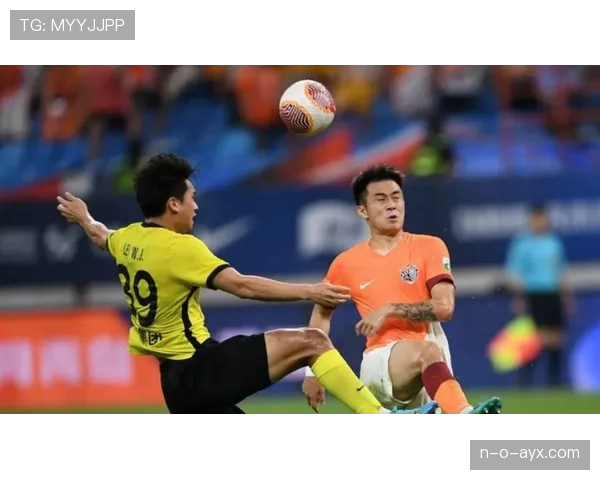 中超联赛激战正酣，强队对决点燃赛场激情