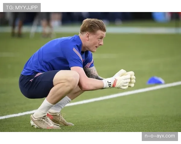 荣耀时刻：欧洲杯最佳门将神勇发挥，助球队强势挺进决赛