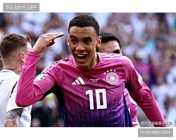 穆西亚拉持续提升状态，成为德国足球的新兴焦点